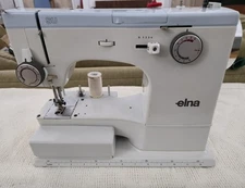 Elna SU 62c sewing Machine with Accessories Clean UNTESTED!