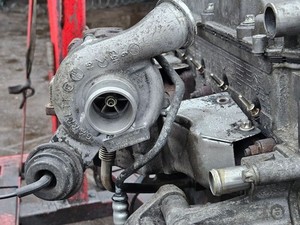 Opel Zafira A 2001 Diesel 74kW Turbo 24442214 TOB11409