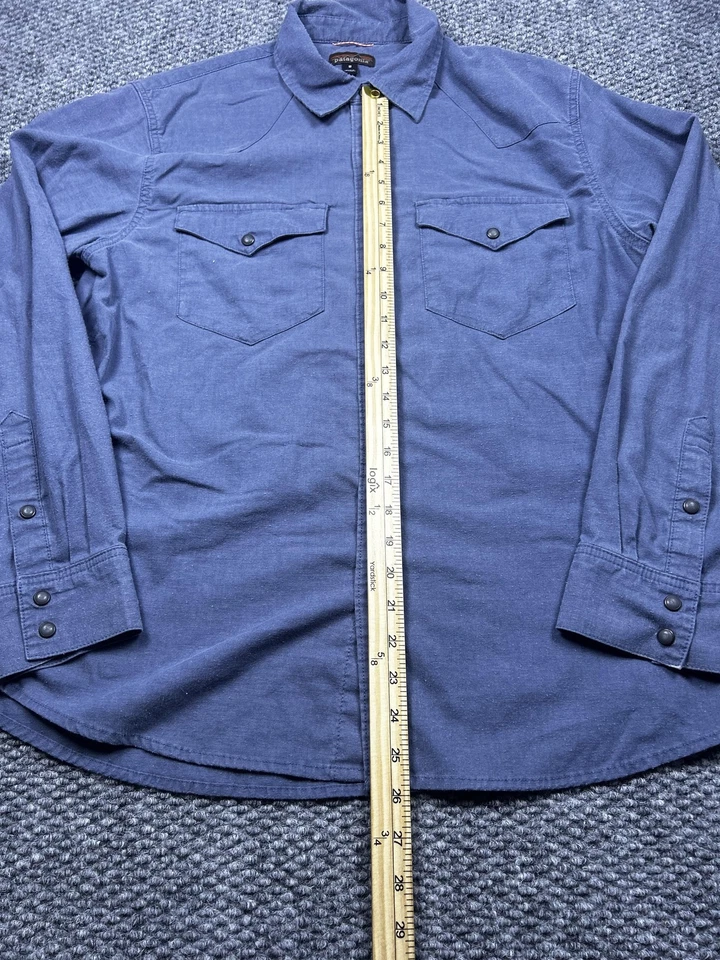 Camisa Patagonia Para Hombres Mediana Azul Manga Larga Botón a Presión Bolsillos Occidentales en el Pecho Foto 3 de 4