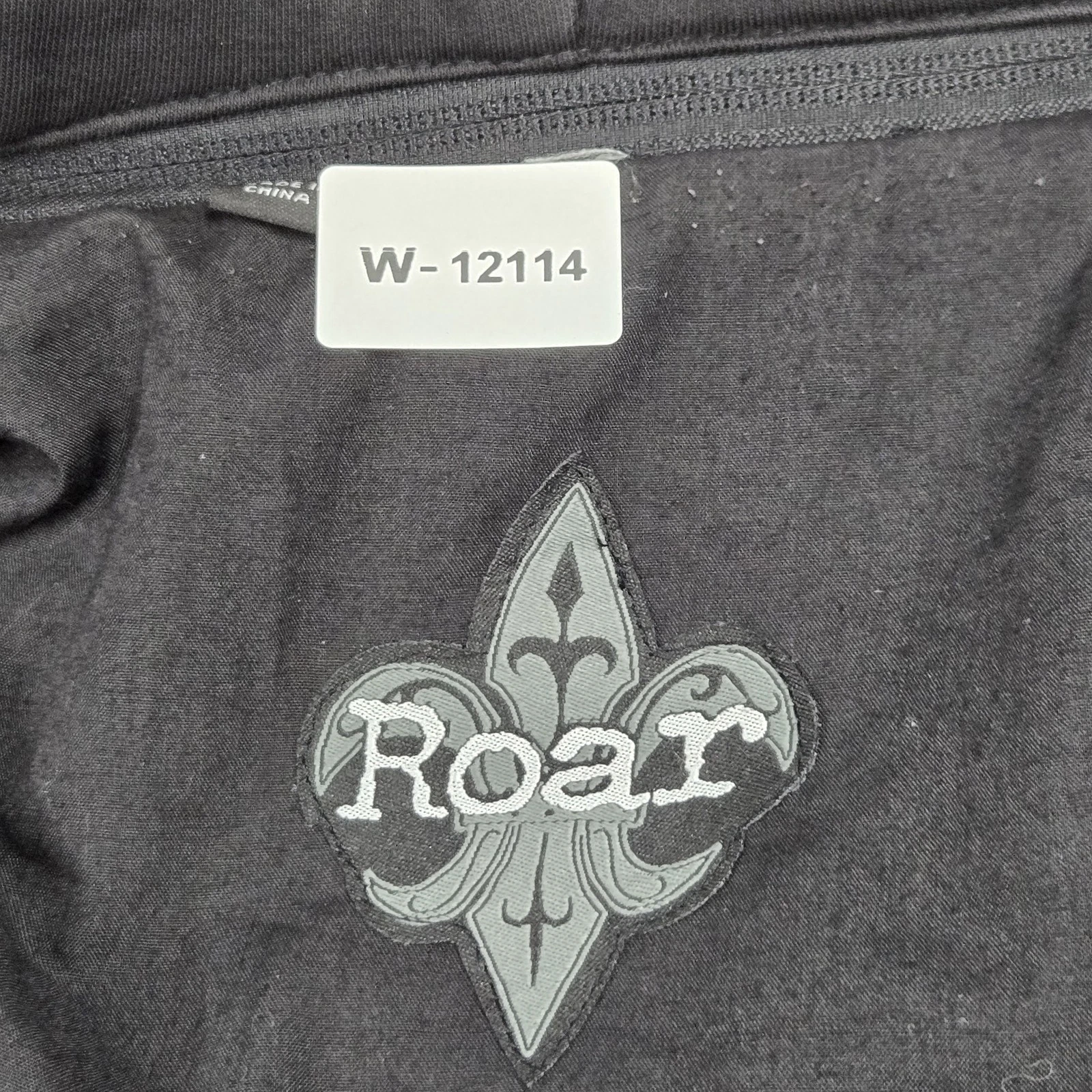 Roar Men Jacket S Black Embroidered Cross Devote Hooded Blazer Y2K Grunge image 2
