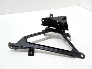 BMW 7 F01, F02 Kotflügelhalter vorne links 7184179 3.0 Diesel 2009 33469132