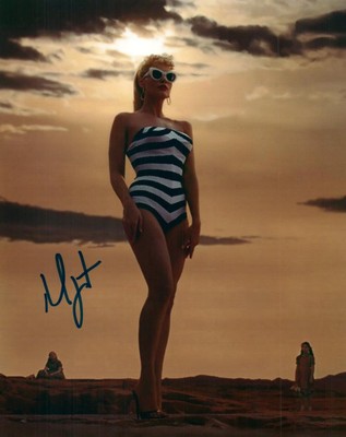 Margot Robbie autographed 8x10 Photo signed Picture pic and COA | eBay