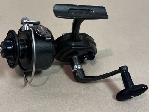 Shakespeare 2200 II Open Face Spinning Fishing Reel - VTG - Excellent Condition - Picture 6 of 7