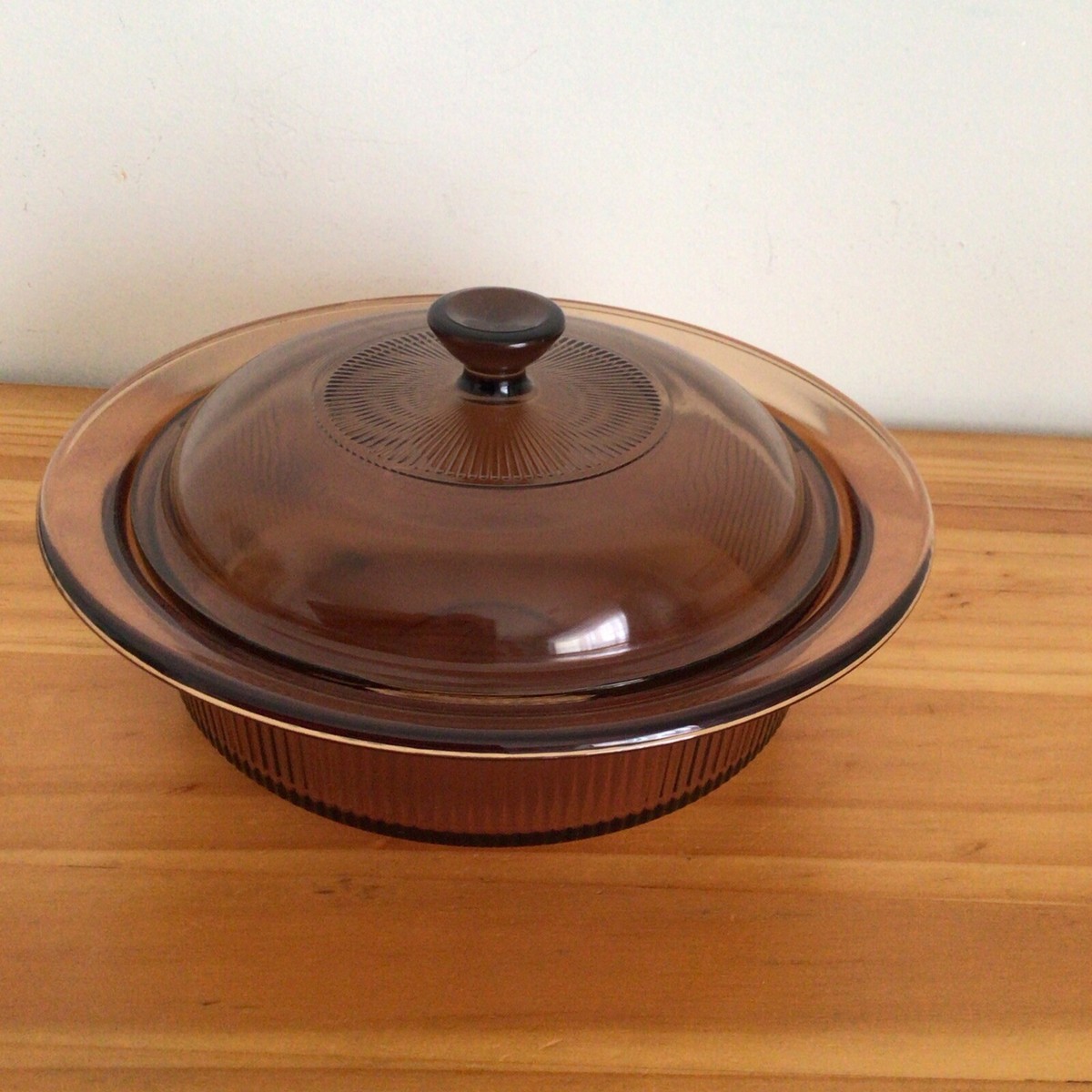 Vtg Corning Ware Vision Amber Quart Pan Dish V-31-B Pyrex Lid  Ribbed