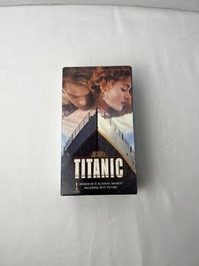 Titanic Movie VHS 2 Video Tape Set Widescreen Edition