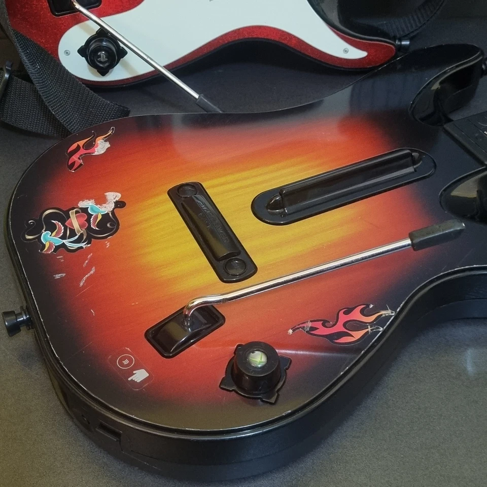 RedOctane Sunburst Wireless Controller +Activision Guitar Hero Xbox 360 PS3 Lot - Image 2 of 4