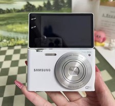 Samsung MV900f White 16.1MP 5 Zoom Flip-out Touch Screen Vlog Digital Camera