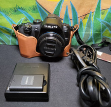 Samsung NX10 14.6MP Digital Camera W/ Pancake Lens  Accessories