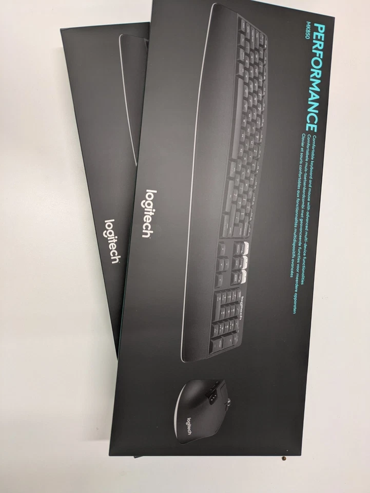 Logitech Mk850 Performance Wireless Keyboard and Mouse Combo - Image 2 of 2