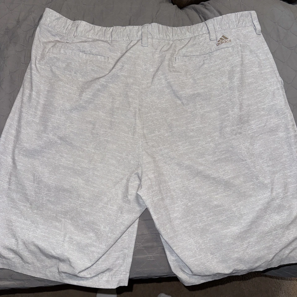 Pantalones cortos de golf Nike UA Adidas talla 42 Foto 4 de 4