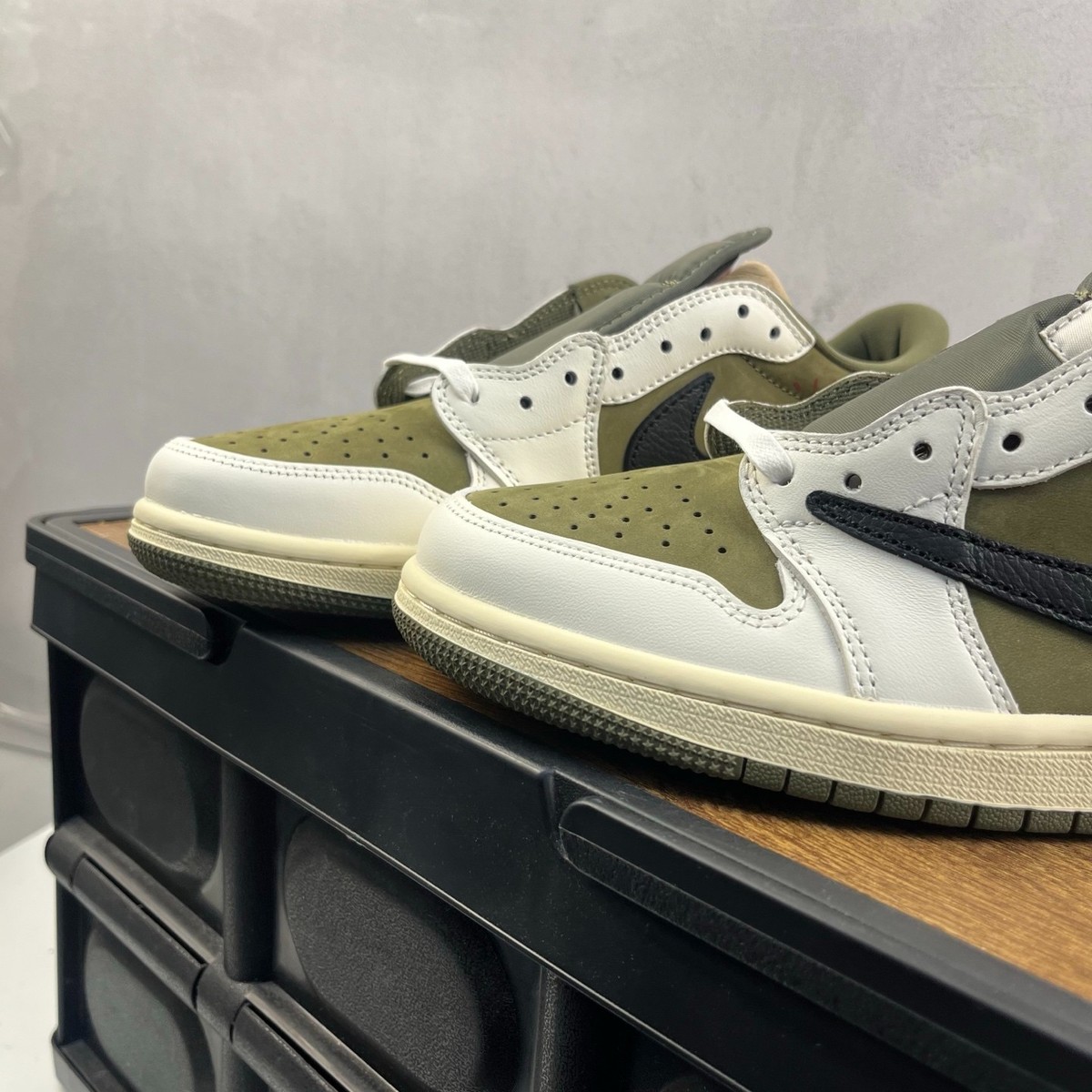 Size 7 - Travis Scott x Air Jordan 1 Retro OG SP Low Reverse Olive