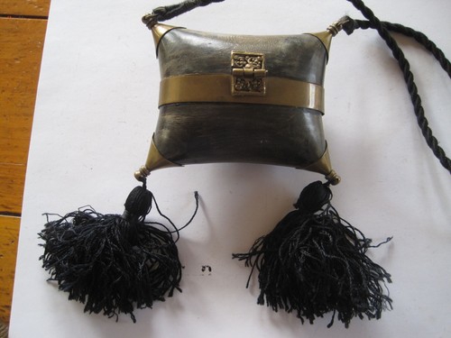 Vintage Roped Clutch Handtasche mit schwarzen Quasten - Bild 2 von 3