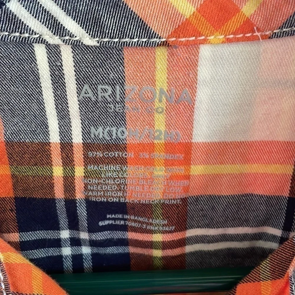 Camisa de vestir Arizona para niños talla 10H-12H Foto 3 de 4