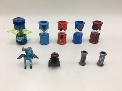 Jakks Monsuno Lot (Figures, Capsules, Die Cast Metal Cores, Motorized Wild Core)