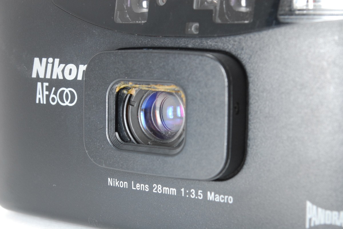 Nikon ニコン AF 600 Panorama Nikon AF 600 QD Panorama Point & Shoot 35mm Compact Film