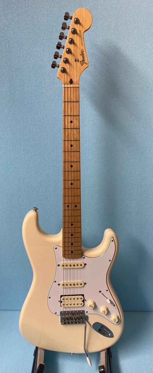 Fender Japan Stratocaster STD-SSH 2013 Electric Guitar Made