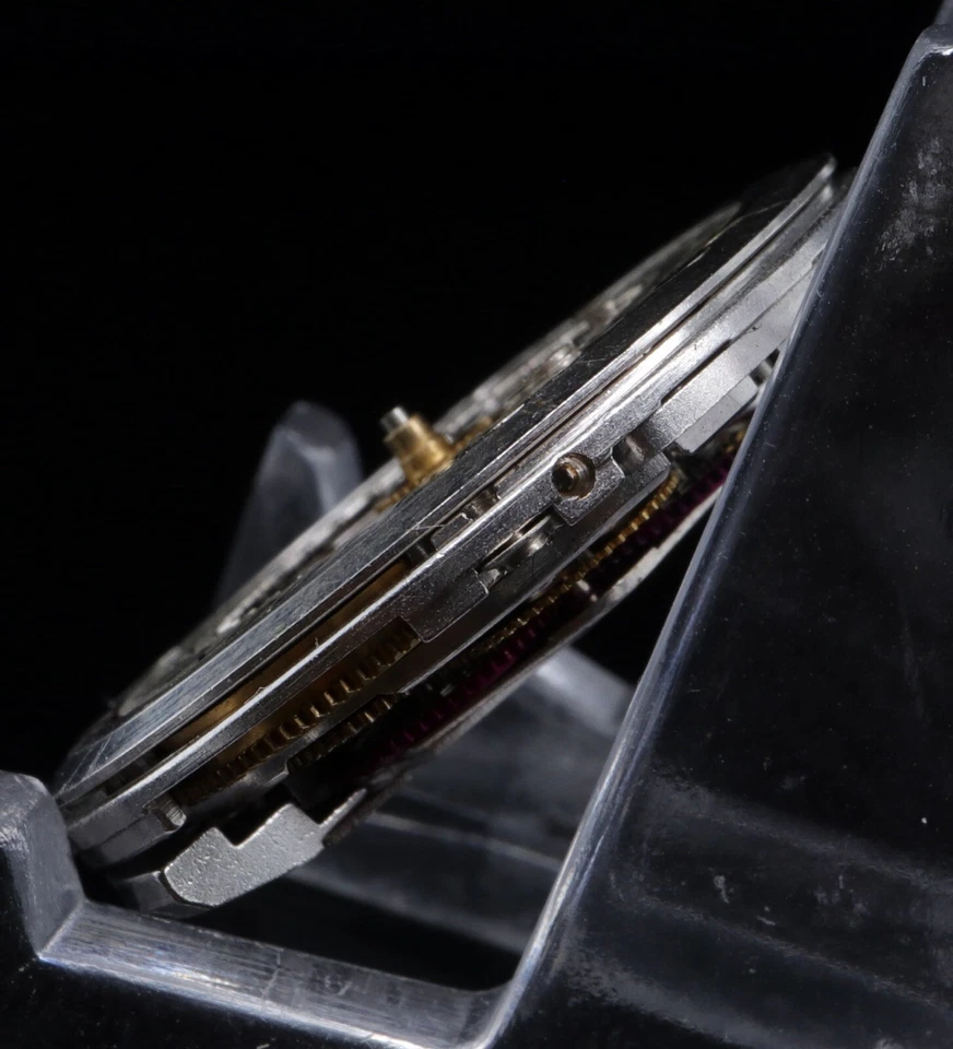 Vintage Rolex Submariner 1570 Movement Early Non Hacking- Watchmaker Estate Find - Image 3 of 4