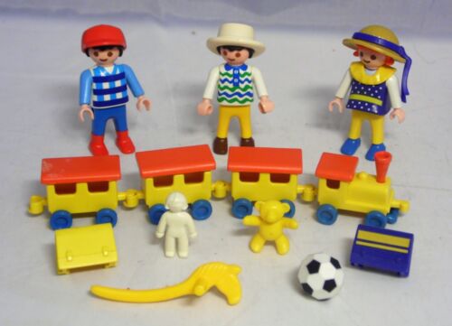 Playmobil 3 Kinder Spielsachen Zug Steckenpferd Schultaschen Ball Teddy Puppe #1 - Bild 1 von 1