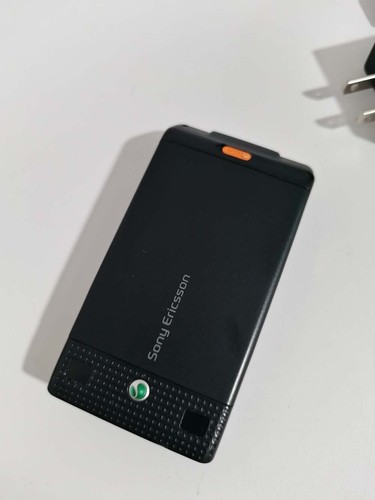 Sony Ericsson W380i 14MB GSM Mini-SIM clamshell Walkman Cellular phone- Unlocked - Picture 22 of 24