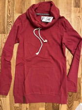 Ampersand Avenue Scarlet Sweatshirt Drawstring Cowl Neck Size S NWT