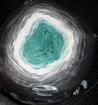SKYE MANDALA YARN, Color Change Gradient Cake Yarn, FROM SKYEBAZAAR,UK- BLACK