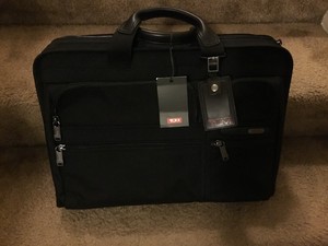 compact large screen laptop brief