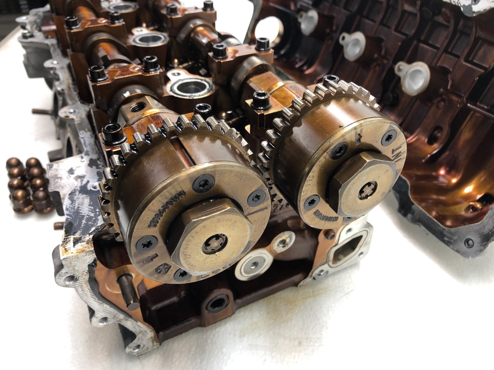 2014-2017 MASERATI GHIBLI S Q4 3.0L RIGHT PASS SIDE CYLINDER HEAD W/ COVER OEM.