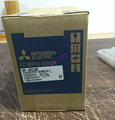 1PC Mitsubishi New servo motor HF-SP52B DHL/FedEx fast delivery