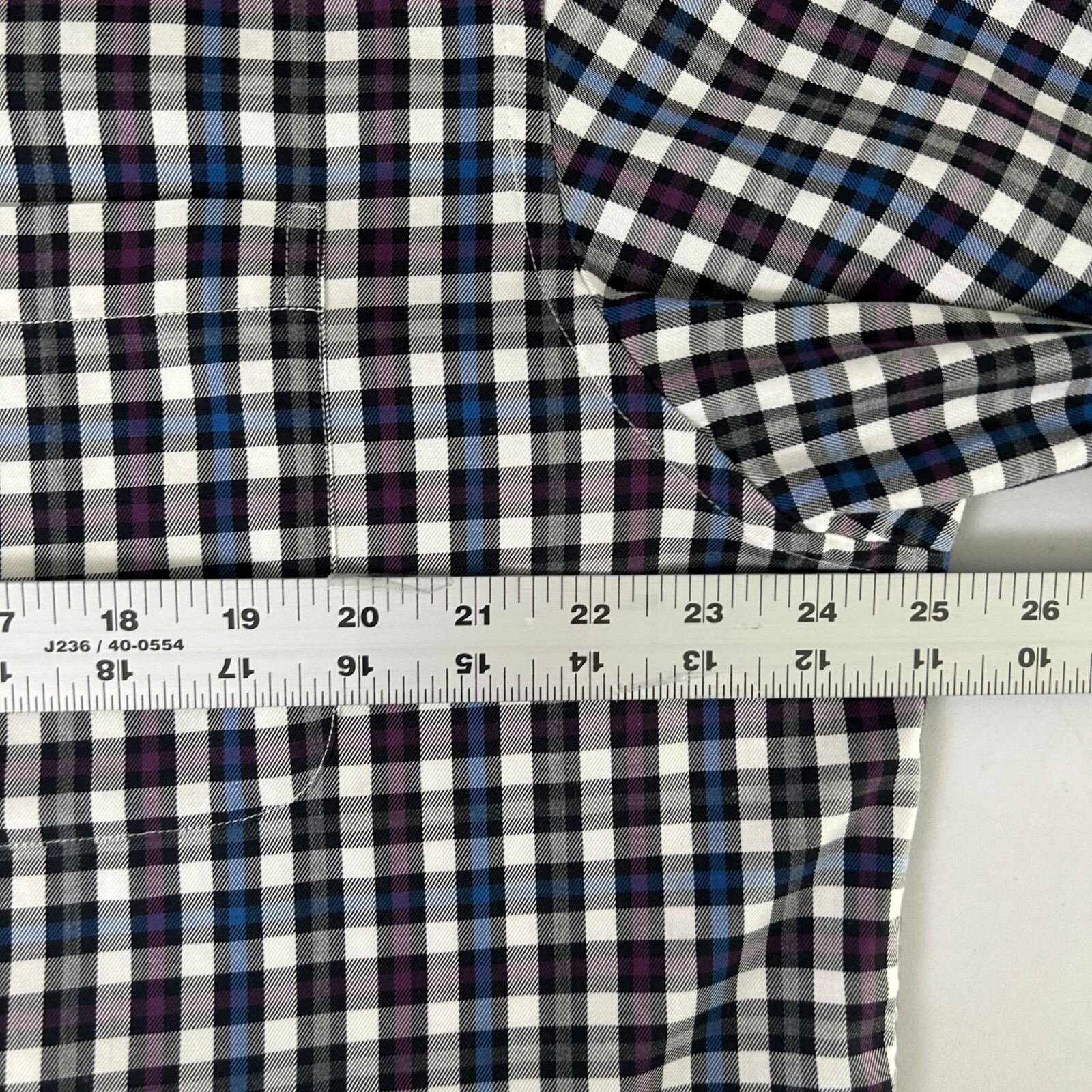 Jos A Bank Travelers Button Down Shirt Mens Size L Blue Purple Plaid Long Sleeve