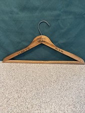 VINTAGE D H HOLMES CO. LTD. NEW ORLEANS LOUISIANA WOODEN COAT HANGER RARE NICE