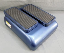 Leg Exerciser ZB7835 Blue Seat Circulation Machine No Power Adapter But Works