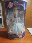 2005 Walt Disney Special Edition  Cinderella Porcelain Doll Brass Key Collection — photo 1