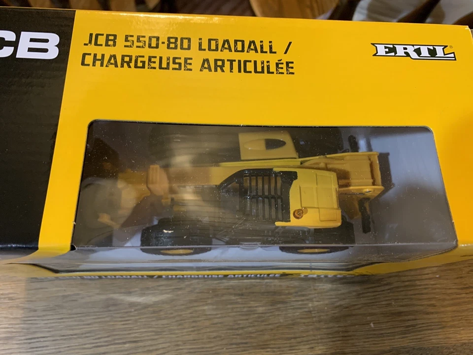 Ertl JCB 550-80 Loadall Telehandler 1/32 Scale Die-cast NIB - Image 3 of 4