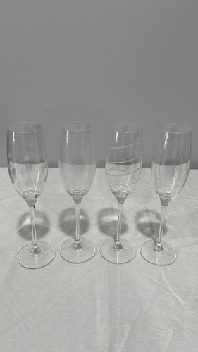 Mikasa CHEERS Etched Champagne Glasses Flutes 8oz Set Of 4 Clear - Picture 2 of 15