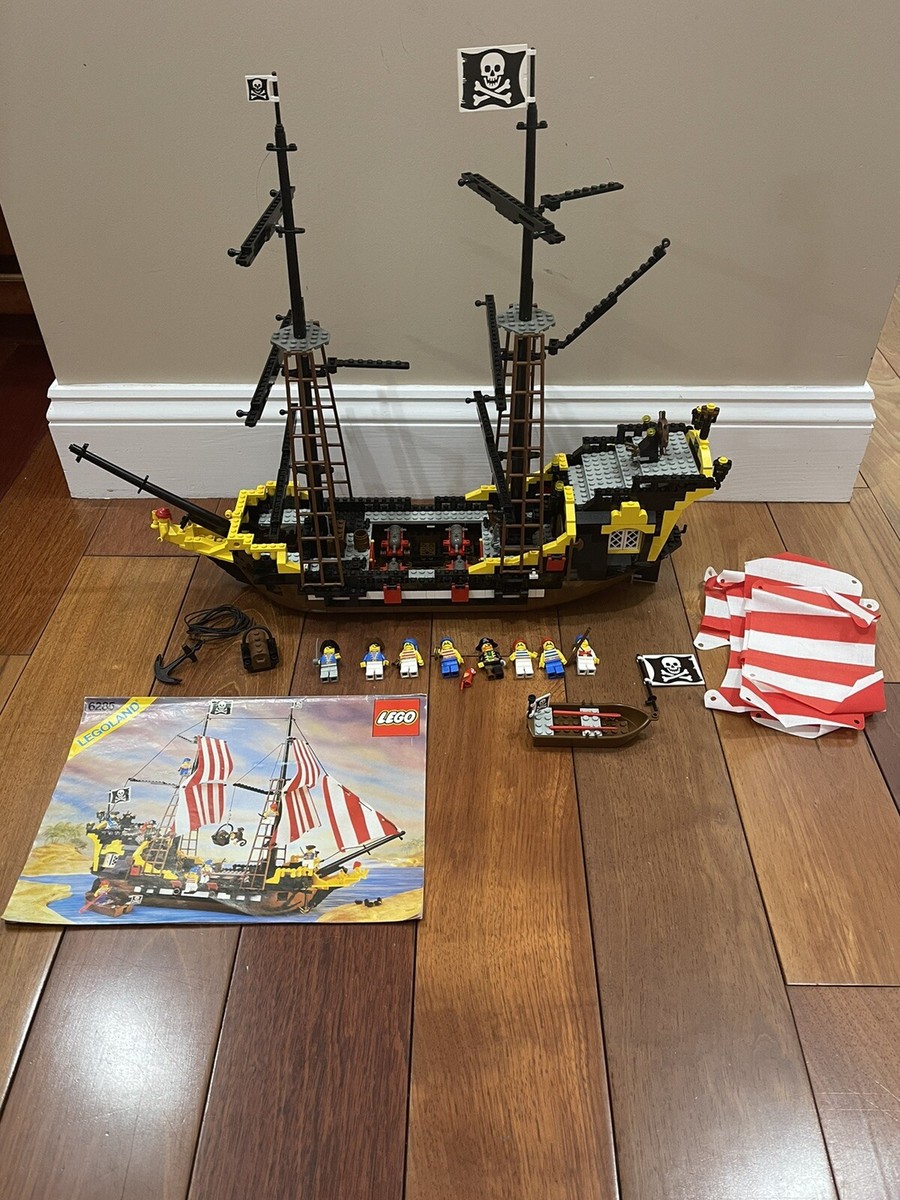 LEGO 6285 BLACK SEAS BARRACUDA Legoland Pirates Set- PLEASE READ