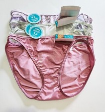 3 Vanity Fair Illumination Bikini Panty Multi 18108 Sz 6/M - NWT