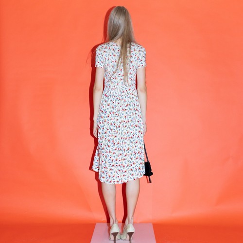 Vintage 90's adorable button down pleated floral sundress in white - Picture 3 of 6