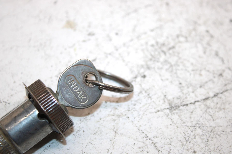 Interruptor de encendido 86 Polaris Sprint OEM 4110038 SP138 Foto 2 de 4