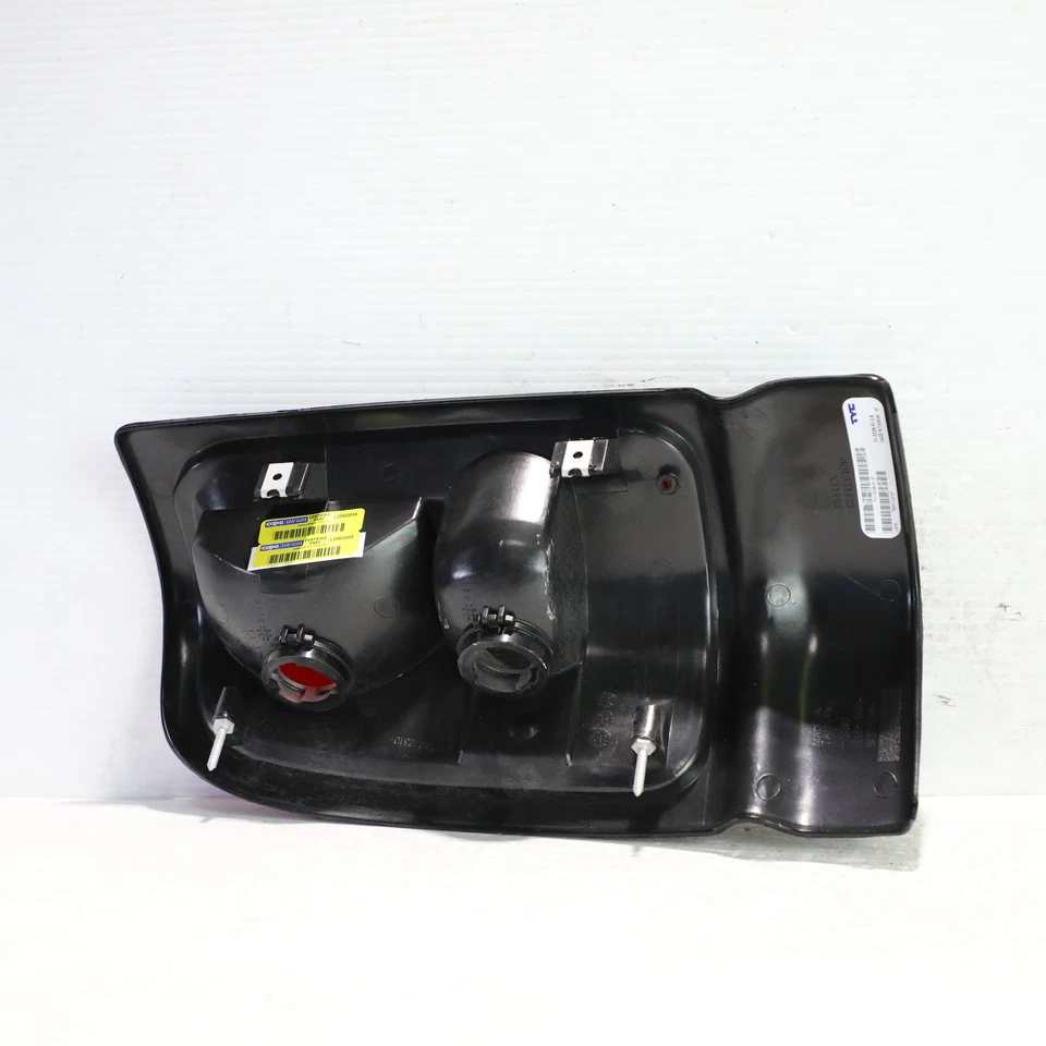 Lanterna traseira lateral direita Dodge RAM 1500 1994-2001 aftermarket - Imagem 4 de 4