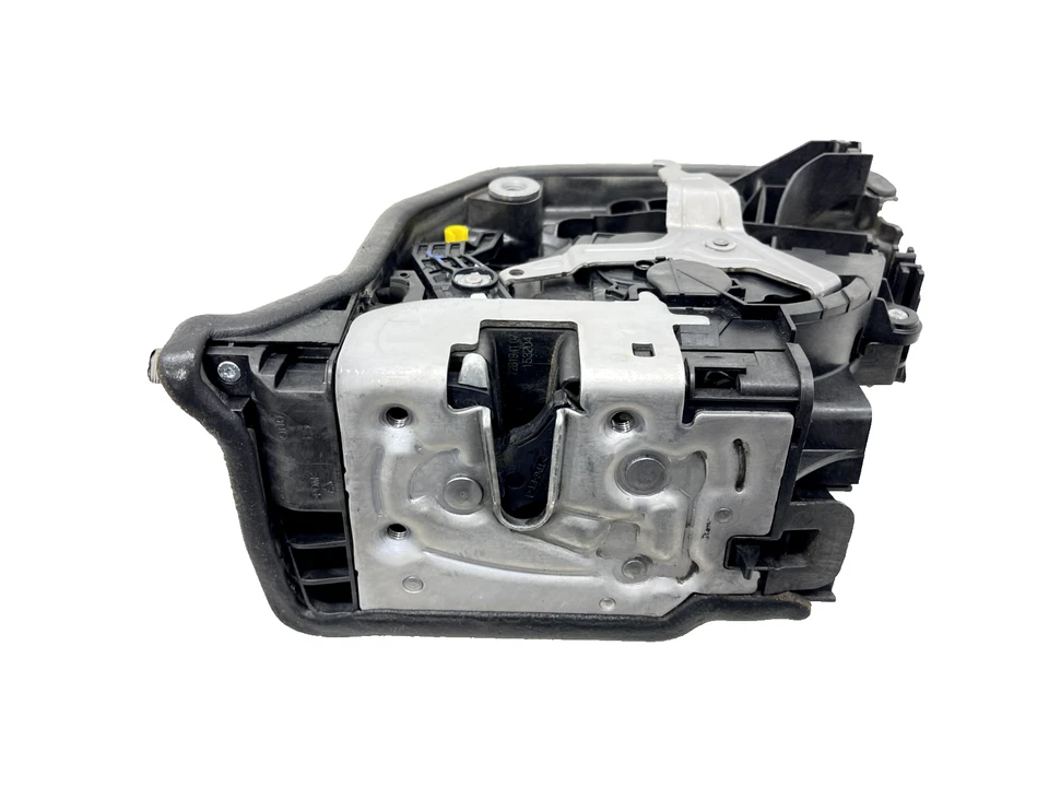 Actuador de bloqueo de pestillo de puerta trasera izquierda BMW X1 X2 X5 F15 2014-2022 OEM 7281941 Foto 3 de 4