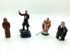 BRITAINS & UNBRANDED TOY SOLDIERS FOUR VARIOUS FIGURES 54MM UNBOXED