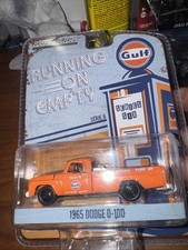 Greenlight 1965 Dodge D100 Gulf Oil Service Pickup Orange 1:64 w/Rubber Tires