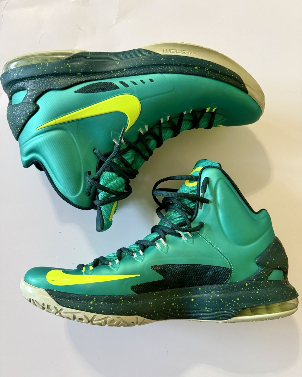 Nike KD 5 Hulk Green Strike Poison Green Size 13 Basketball Shoes 554988-300