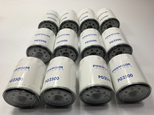(12) Premium Guard PG2500 Engine Oil Filter - Picture 2 of 3