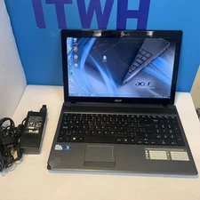 Acer Aspire 5733Z 15.6” Intel Pentium Laptop Windows 7 With Charger