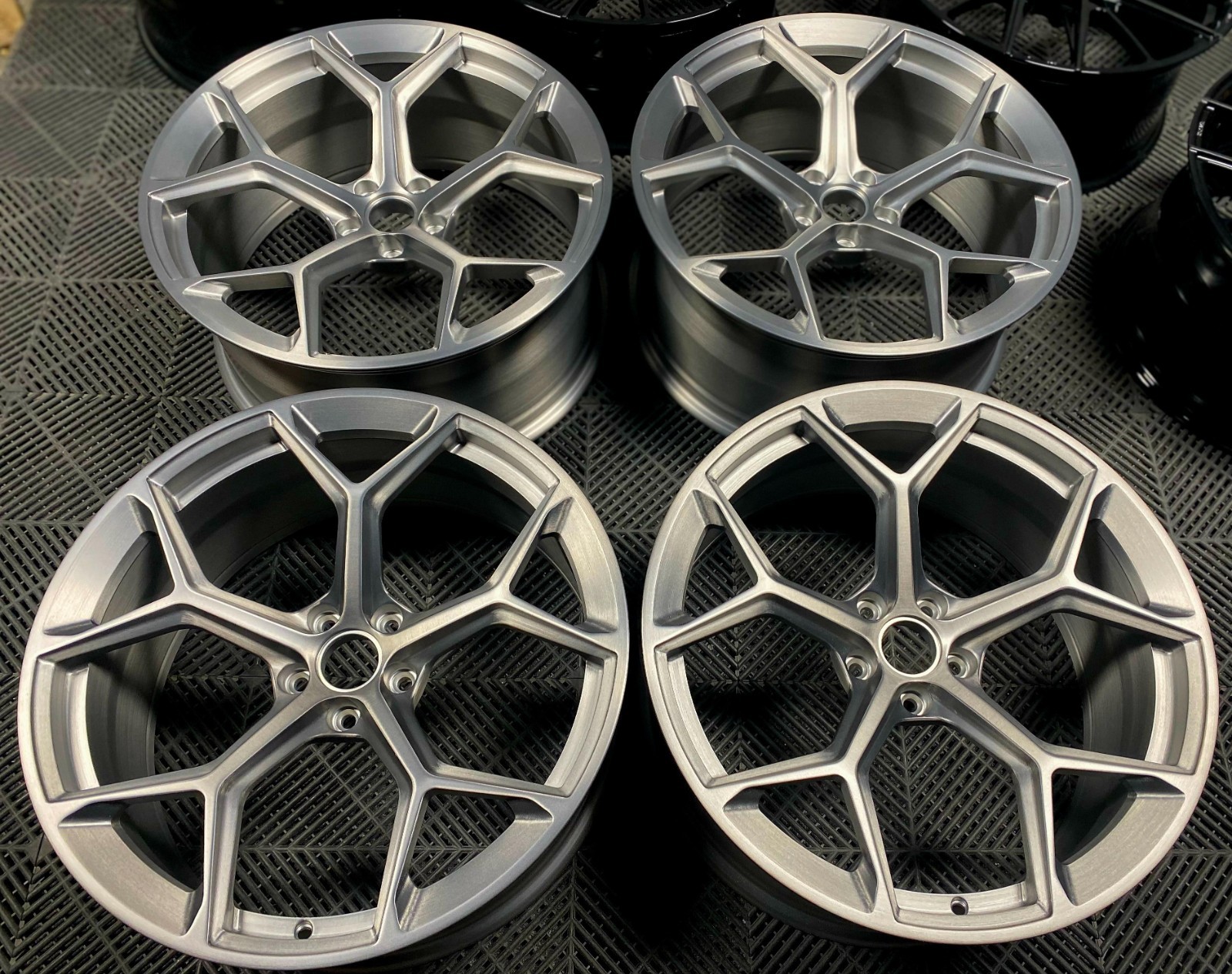 Maserati Levante 2017-2023 Wheel
