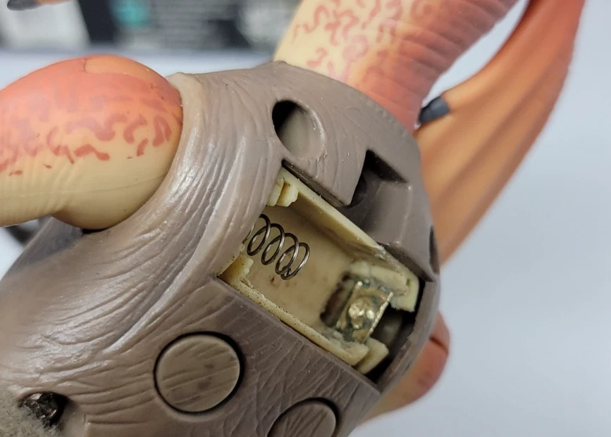 Lot Of 2 Star Wars Episode 1 Figures Talking Jar Jar Binks & Qui-Gon Jinn As Is. - Image 3 of 4