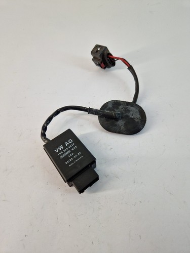 VW PASSAT B6 3C Relais Kraftstoffpumpe fuel pump relay 1K0906093F