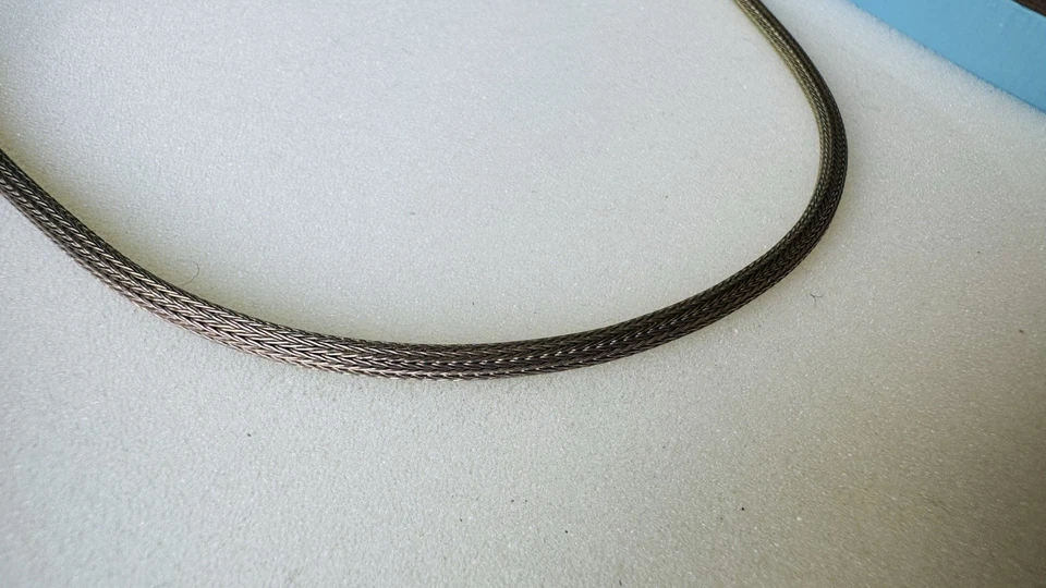 Collana Pierre Lang in maglia catenina opaca/oro 48,5 cm RARA - Immagine 3 di 3