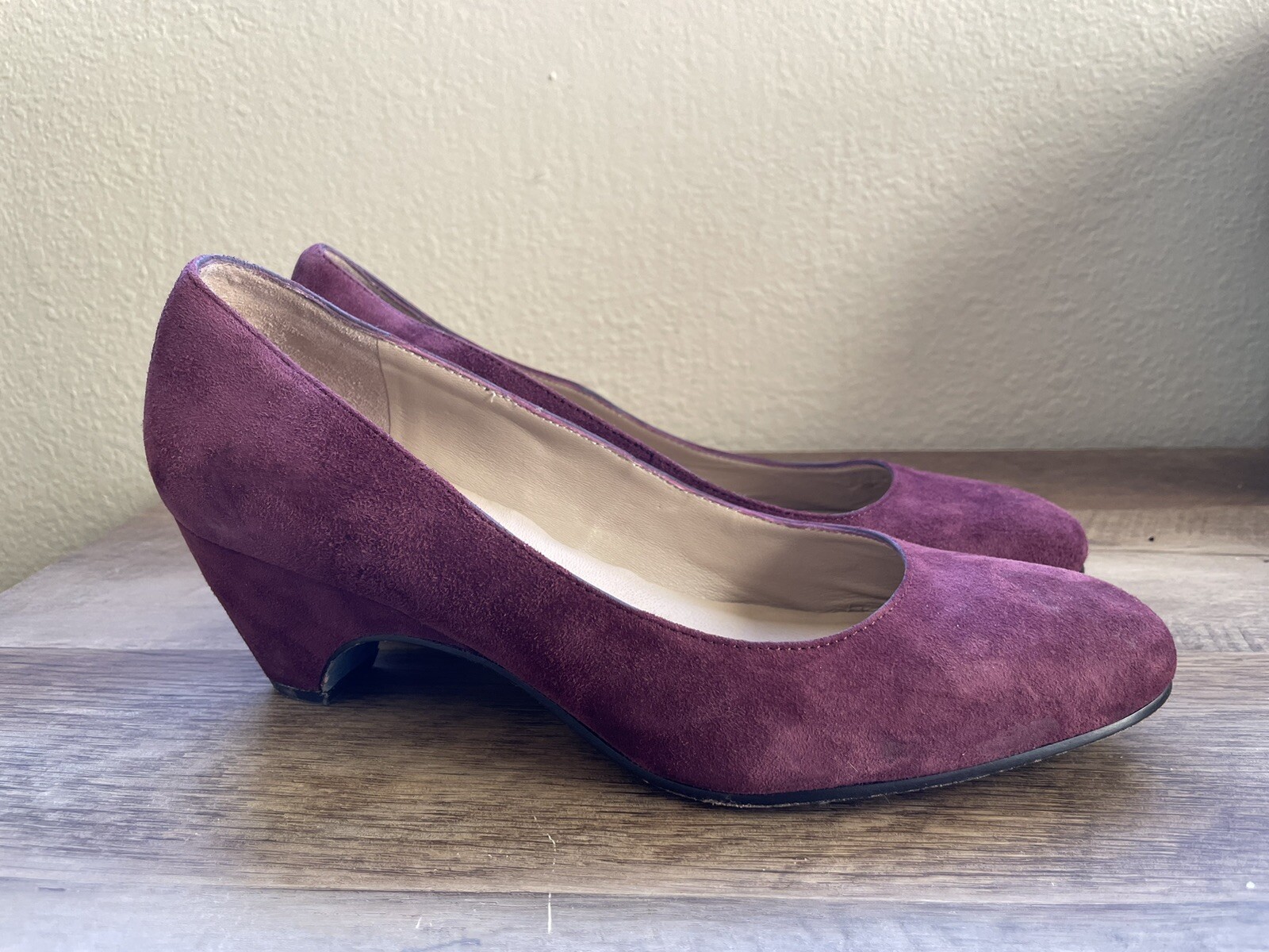 Eileen Fisher Burgundy Suede Leather High Heel Pumps 9 EUC.